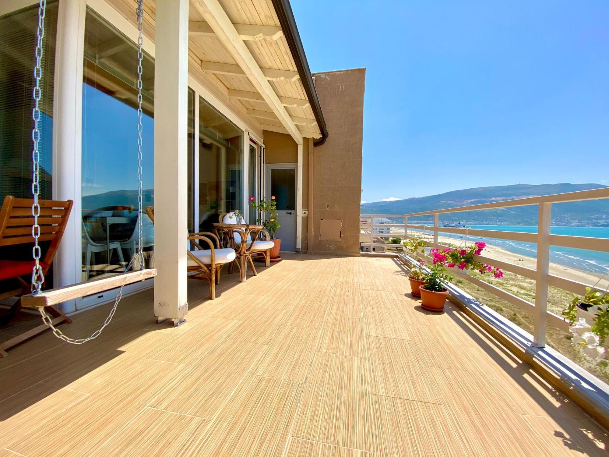 Eka Luxury Two-Bedroom Seaview Apartment Vlorë Eksteriør bilde