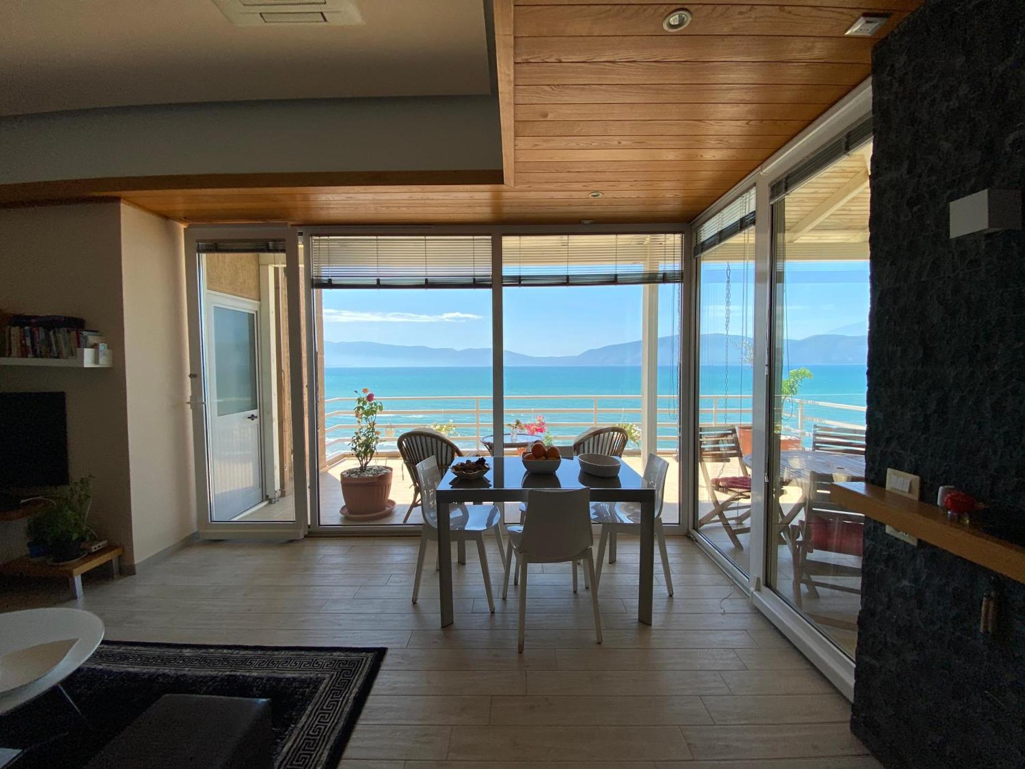 Eka Luxury Two-Bedroom Seaview Apartment Vlorë Eksteriør bilde